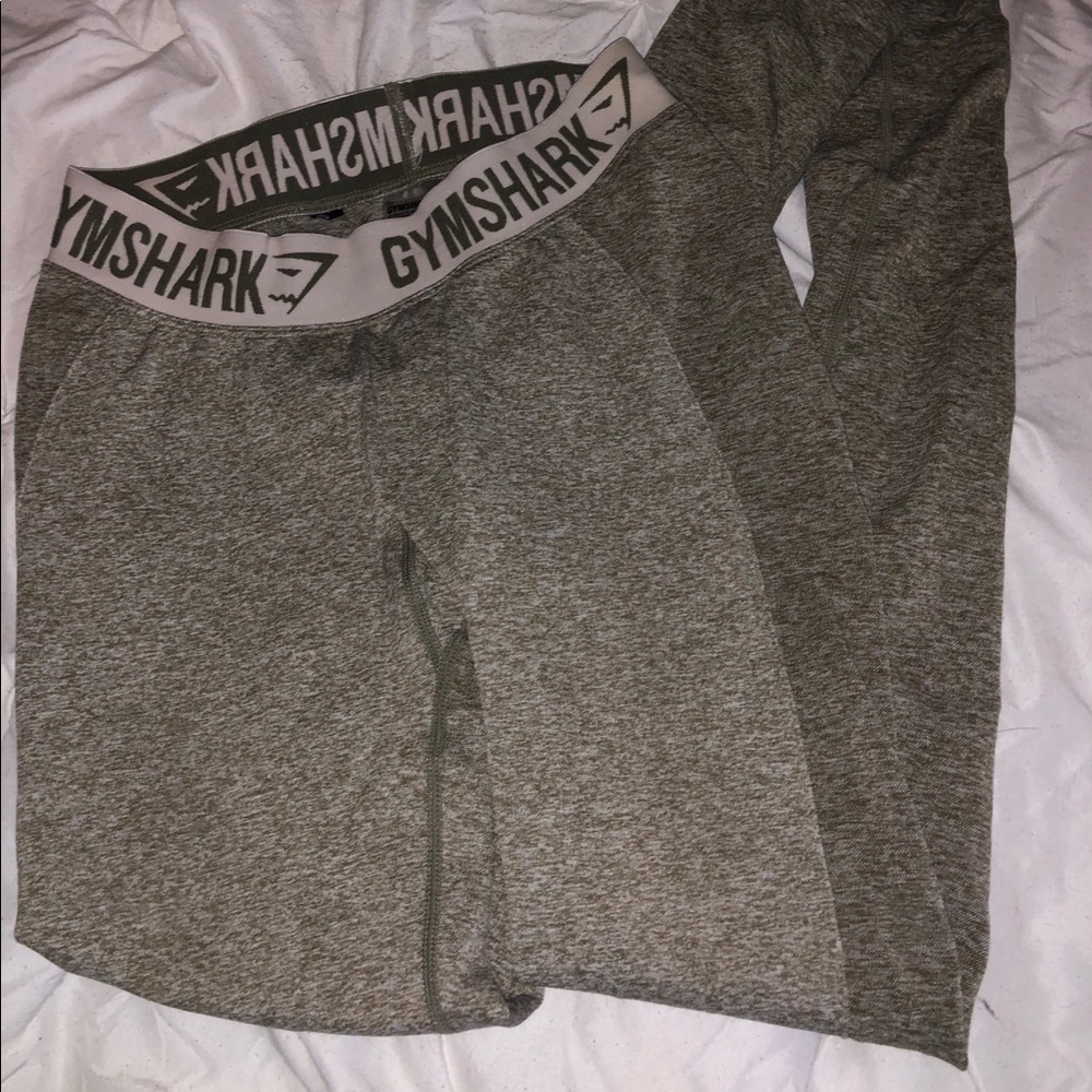 Gymshark flex in khaki